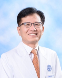Moon Ik Sang